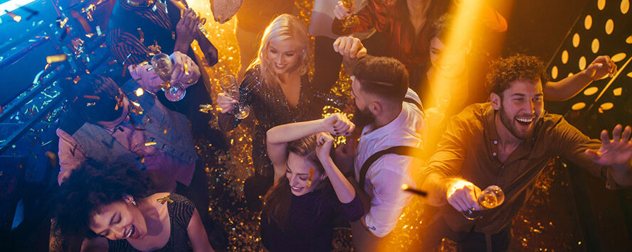 Murcia Fiesta 2026: Las Mejores Discotecas, Beach Clubs y Planes para un Viaje Inolvidable