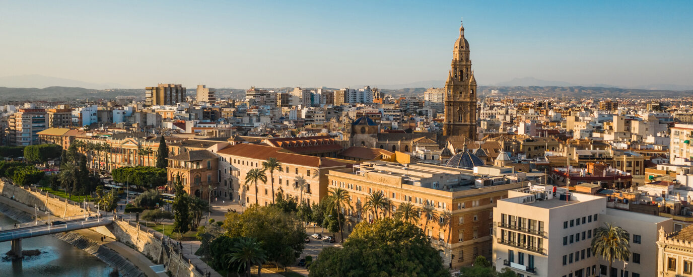 Qué Hacer en Murcia con Amigos: Ruta de Fiesta y Planes con Ambiente